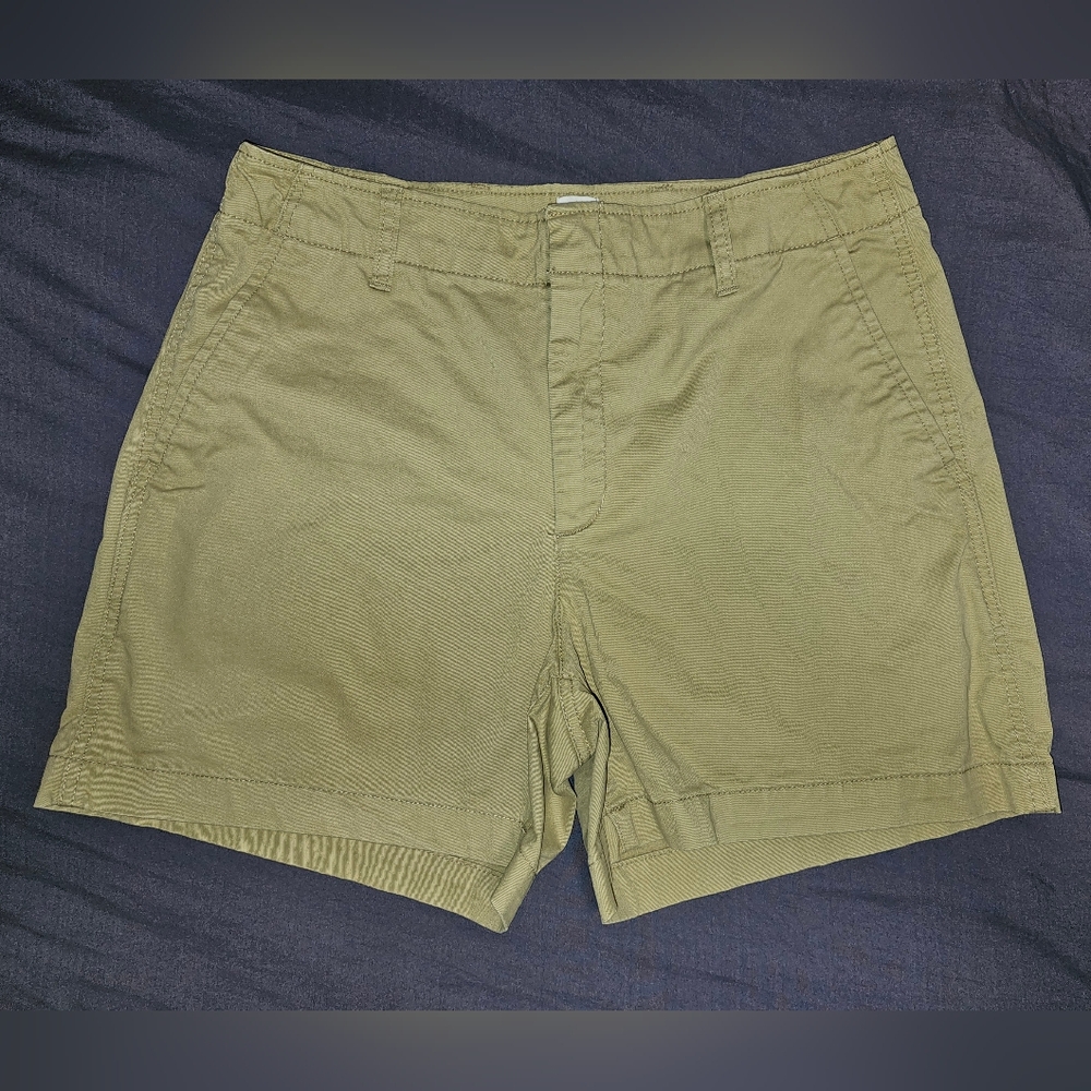 GAP Women's Downtown Khaki Shorts
